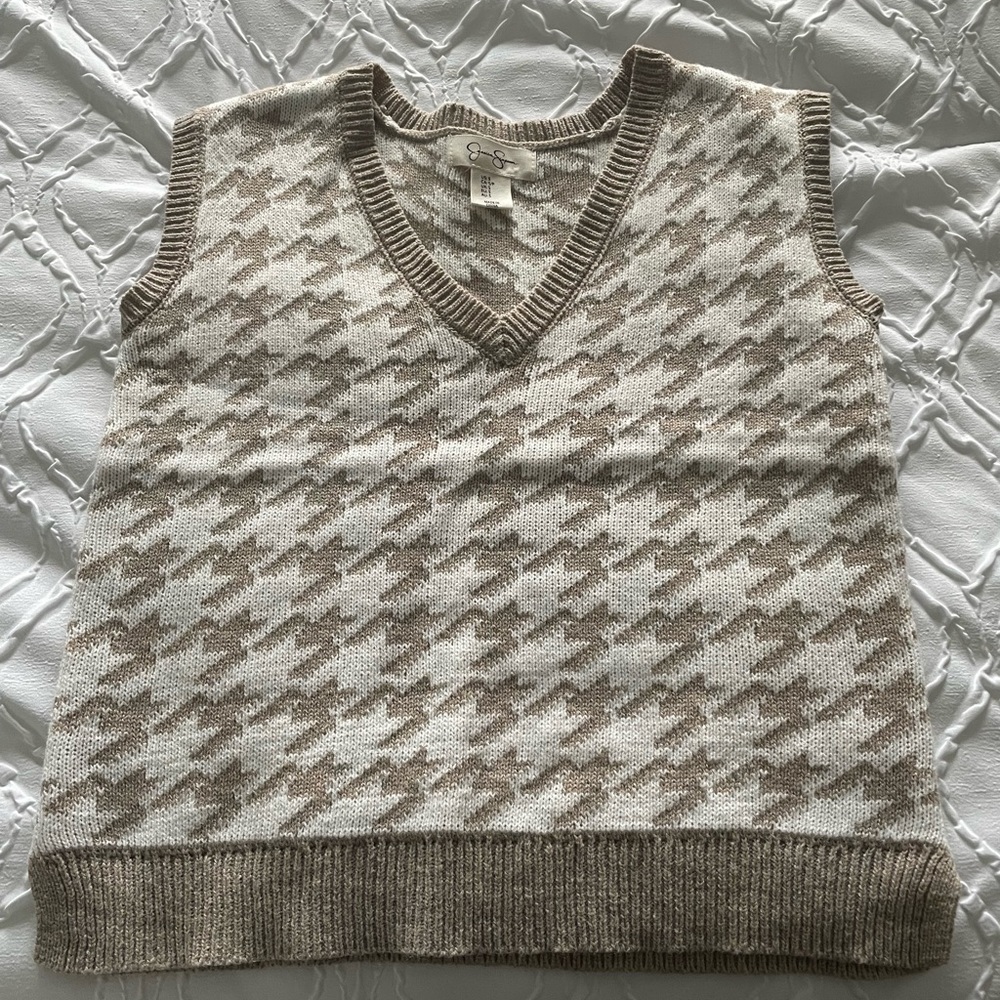 Jessica Simpson sweater vest
